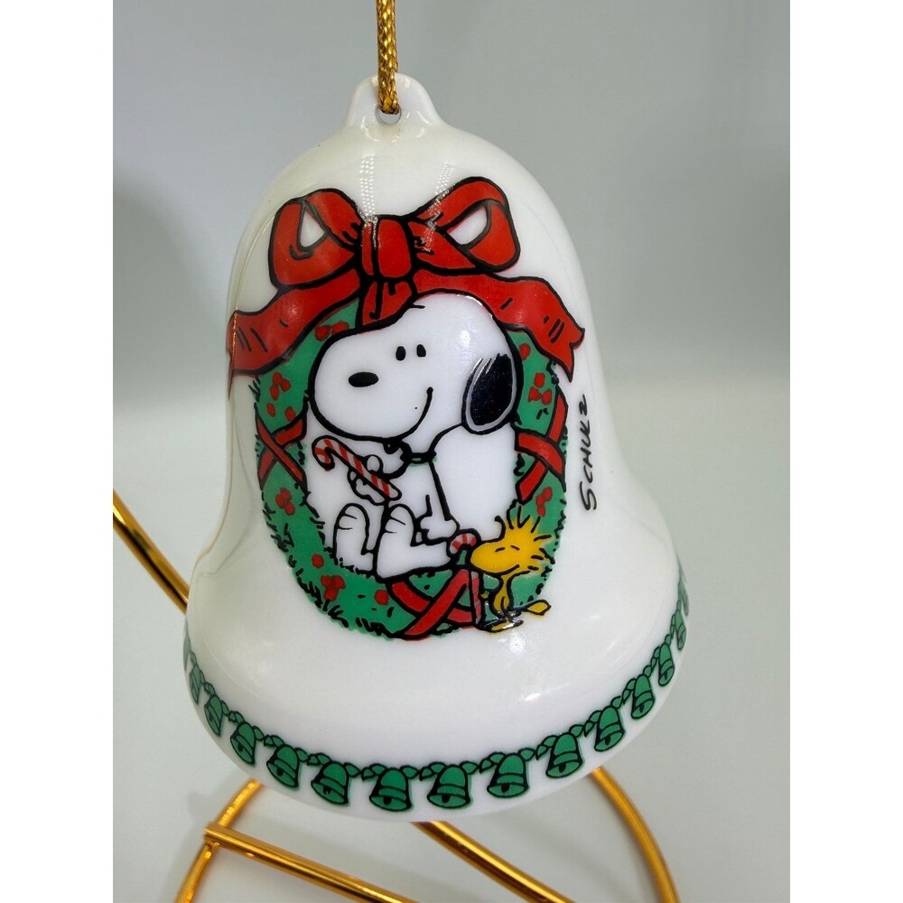 Vintage 1978 Peanuts Snoopy & Woodstock Christmas Bell Ornament Porcelain Japan